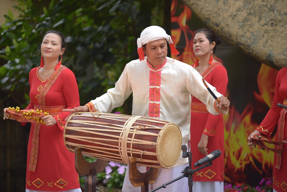 Lâm Đồng: Đón 1,8 triệu lượt khách trong tháng trải nghiệm điểm đến du lịch - Ảnh 2.