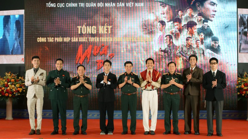 "Mưa đỏ" - Dấu ấn nghệ thuật và trách nhiệm trong kỷ nguyên mới của Điện ảnh Quân đội - Ảnh 1.