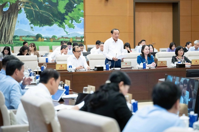 Bộ trưởng Nguyễn Văn H&ugrave;ng: Sửa Luật B&aacute;o ch&iacute; để kiến tạo sự ph&aacute;t triển - Ảnh 3.