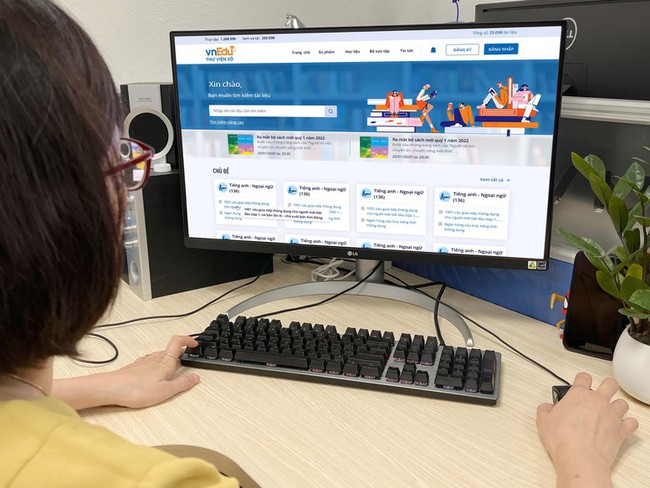 Chuyển đổi số trong thư viện khổn chỉ là chuyển dạng thông tin, tư liệu từ dạng giấy sang dạng điện tử  - Ảnh 2.