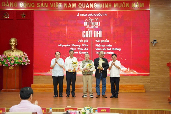 Tôn vinh các tác giả, tác phẩm xuất sắc tại Cuộc thi Sáng tác Tiểu thuyết 2023 – 2025 - Ảnh 2.