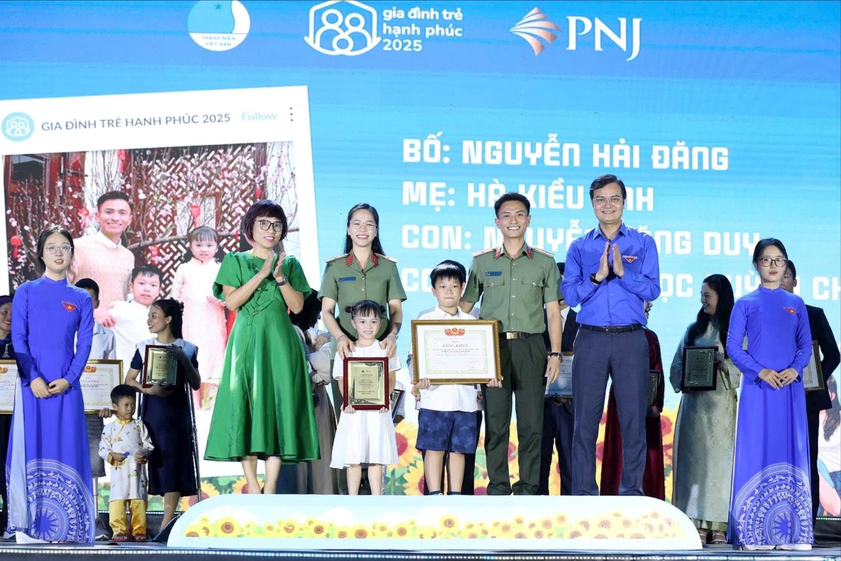 Tuyên dương 10 “Gia đình trẻ hạnh phúc” năm 2025 - Ảnh 2.