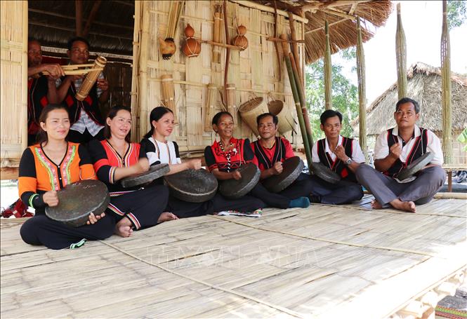 Khai thác giá trị văn hóa bản địa để phát triển du lịch cộng đồng tại Khánh Hòa - Ảnh 2.