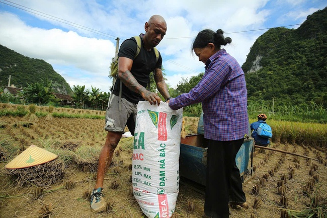Phó Thủ tướng Thường trực Chính phủ: Thống nhất cần tích hợp ba Chương trình MTQG: Nông thôn mới, Giảm nghèo bền vững và Phát triển kinh tế xã hội vùng đồng bào DTTSMN - Ảnh 1.