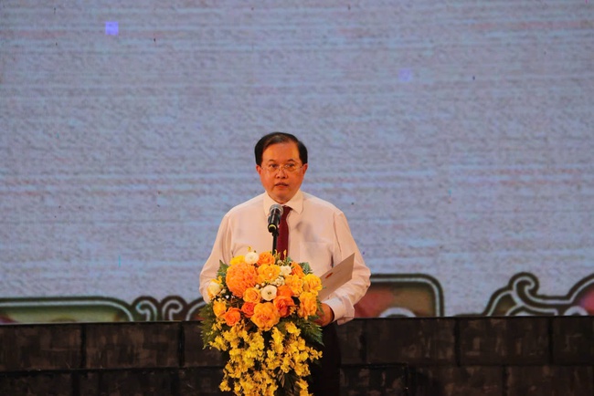 Liên hoan Chèo toàn quốc năm 2025: Thắp sáng ngọn lửa đam mê nghệ thuật Chèo trong lòng công chúng - Ảnh 2.