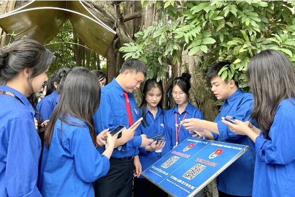 Phú Thọ triển khai đồng bộ nhiều giải pháp số hóa di sản văn hóa - Ảnh 1.