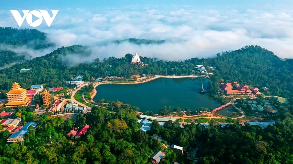 Quảng bá du lịch An Giang tại Hội chợ mùa Thu 2025 - Ảnh 2.