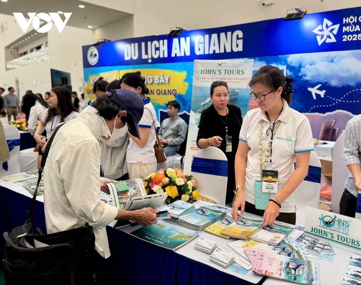 Quảng bá du lịch An Giang tại Hội chợ mùa Thu 2025 - Ảnh 3.