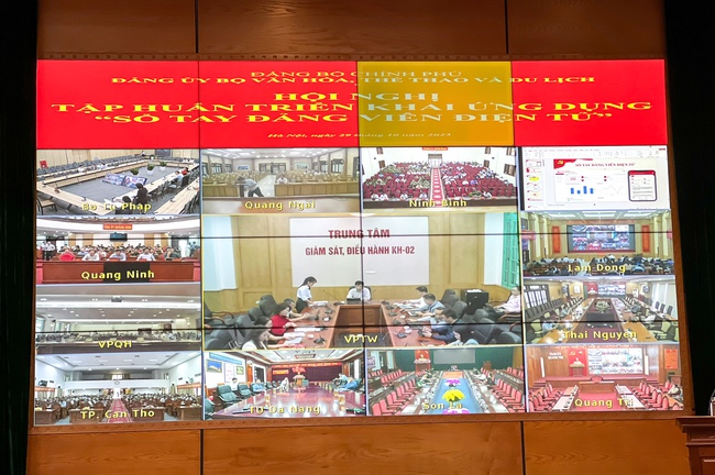 Đảng ủy Bộ VHTTDL tập huấn triển khai ứng dụng “Sổ tay đảng viên điện tử” - Ảnh 1.