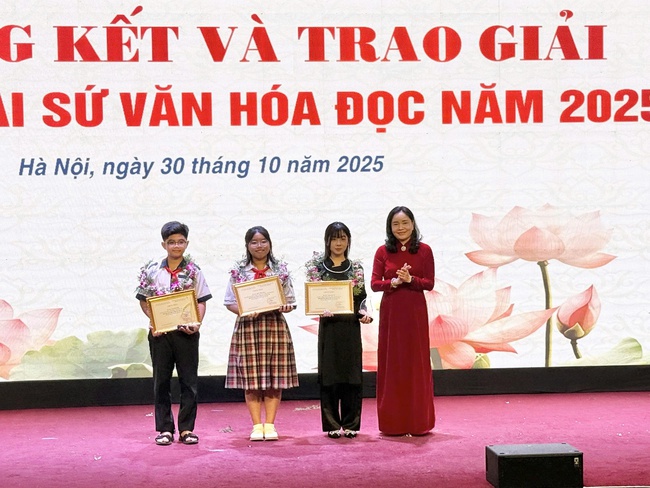 Lễ Tổng kết và trao giải Cuộc thi Đại sứ Văn hóa đọc năm 2025: Lan tỏa niềm đam mê đọc sách trong thế hệ trẻ - Ảnh 1.