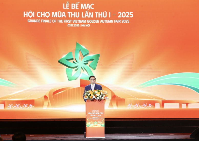 Thủ tướng: Hội chợ mùa Thu lần thứ nhất – 2025 đã trở thành lễ hội của công nghệ sáng tạo và văn hóa nghệ thuật - Ảnh 3.