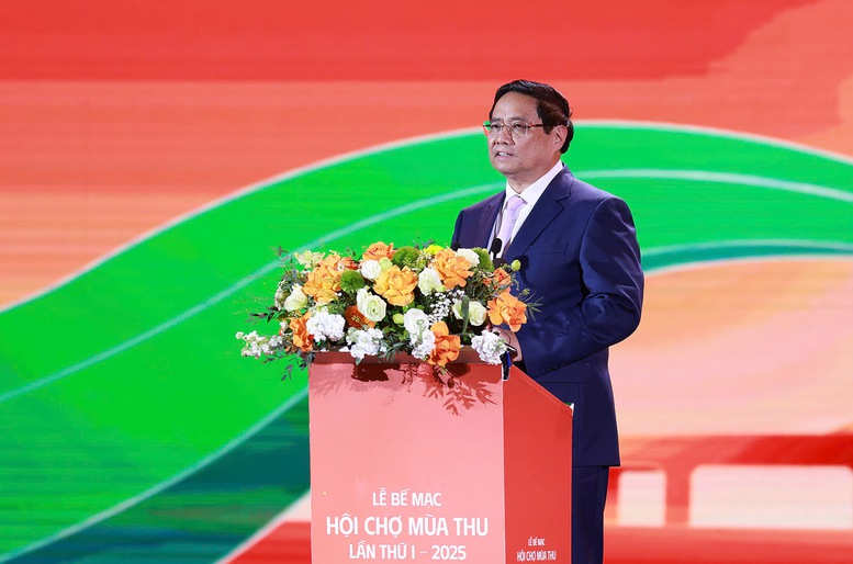 Thủ tướng: Hội chợ mùa Thu lần thứ nhất – 2025 đã trở thành lễ hội của công nghệ sáng tạo và văn hóa nghệ thuật - Ảnh 4.