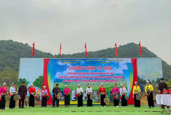Ninh Bình: Khôi phục, bảo tồn, phát huy giá trị văn hóa truyền thống các dân tộc thiểu số - Ảnh 1.