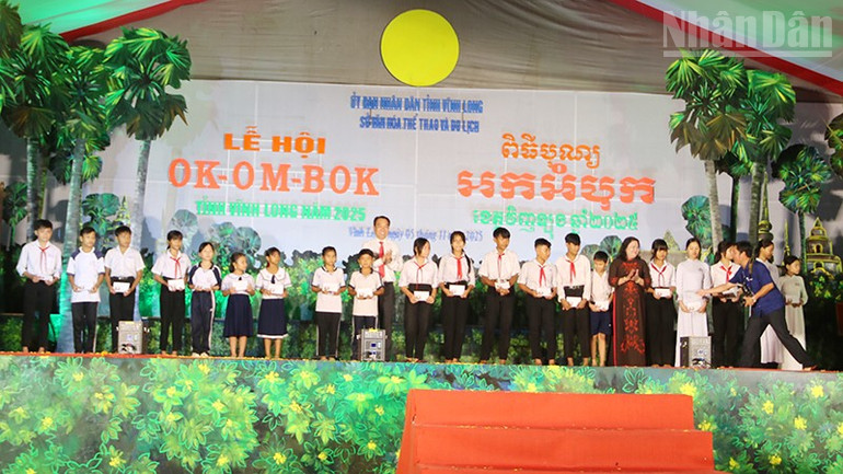  Vĩnh Long tổ chức đêm hội Ok Om Bok năm 2025 - Ảnh 2.