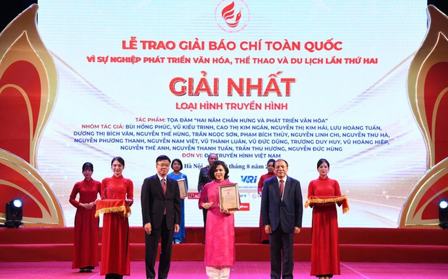 Trao Giải B&aacute;o ch&iacute; to&agrave;n quốc "V&igrave; sự nghiệp ph&aacute;t triển Văn ho&aacute; Việt Nam" lần thứ Ba