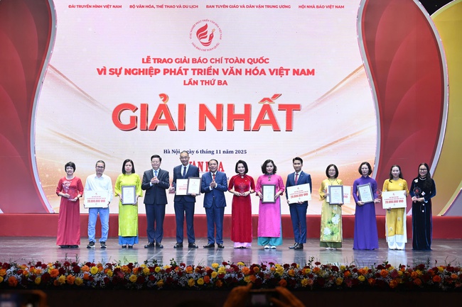 Vinh danh c&aacute;c t&aacute;c phẩm xuất sắc tại Giải B&aacute;o ch&iacute; to&agrave;n quốc &ldquo;V&igrave; sự nghiệp ph&aacute;t triển Văn h&oacute;a Việt Nam&rdquo; lần thứ Ba - Ảnh 3.