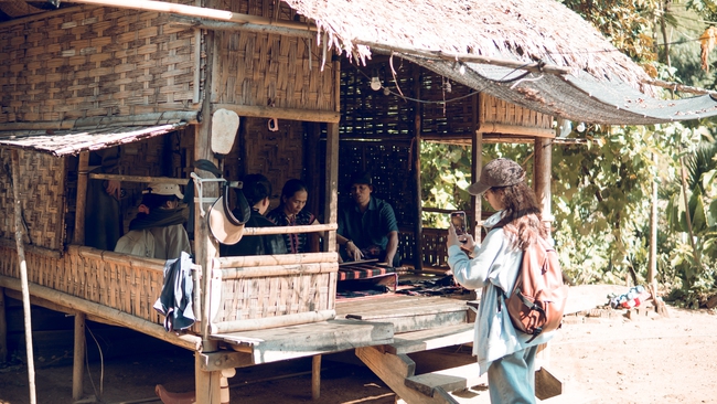 Sinh viên FPT Đà Nẵng mang văn hoá Cơ Tu đến gần hơn với giới trẻ - Ảnh 1.