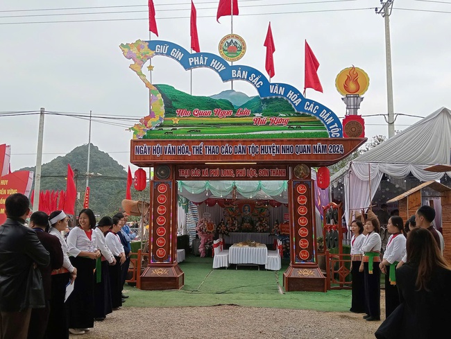 Ninh Bình: Triển khai hiệu quả công tác bảo tồn các giá trị di sản, văn nghệ dân gian của đồng bào dân tộc - Ảnh 2.