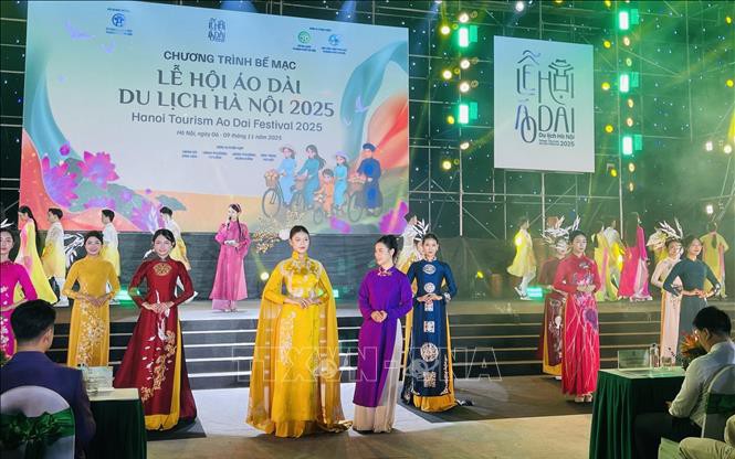 Điểm b&aacute;o hoạt động ng&agrave;nh Văn h&oacute;a, Thể thao v&agrave; Du lịch ng&agrave;y 10/11/2025