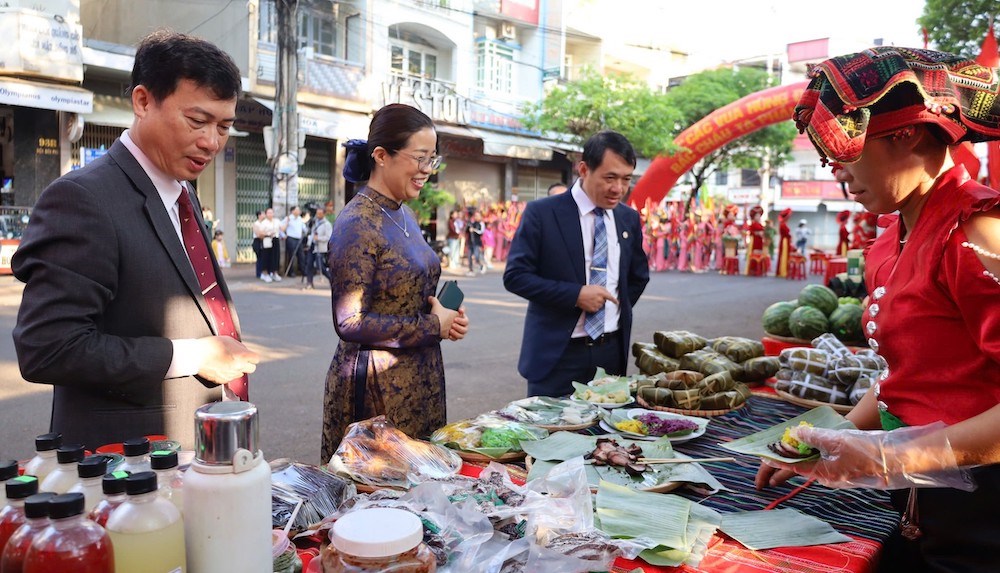 Đắk Lắk xây nền tảng số hóa dữ liệu văn hóa và du lịch - Ảnh 1.