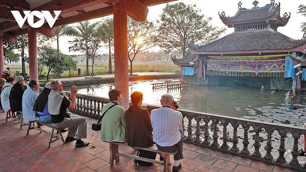 Nghệ thuật rối nước dân gian: Đổi mới để bắt nhịp đời sống văn hóa đương đại - Ảnh 1.
