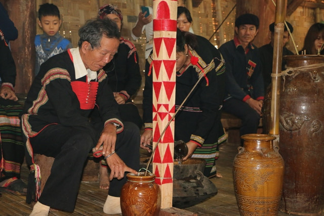 Đắk Lắk: Bảo tồn và phát huy giá trị lễ hội truyền thống của dân tộc Ê đê - Ảnh 3.
