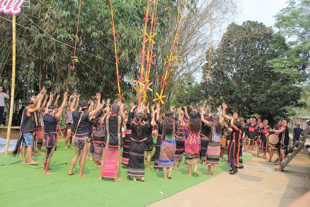 Đắk Lắk: Bảo tồn và phát huy giá trị lễ hội truyền thống của dân tộc Ê đê - Ảnh 2.