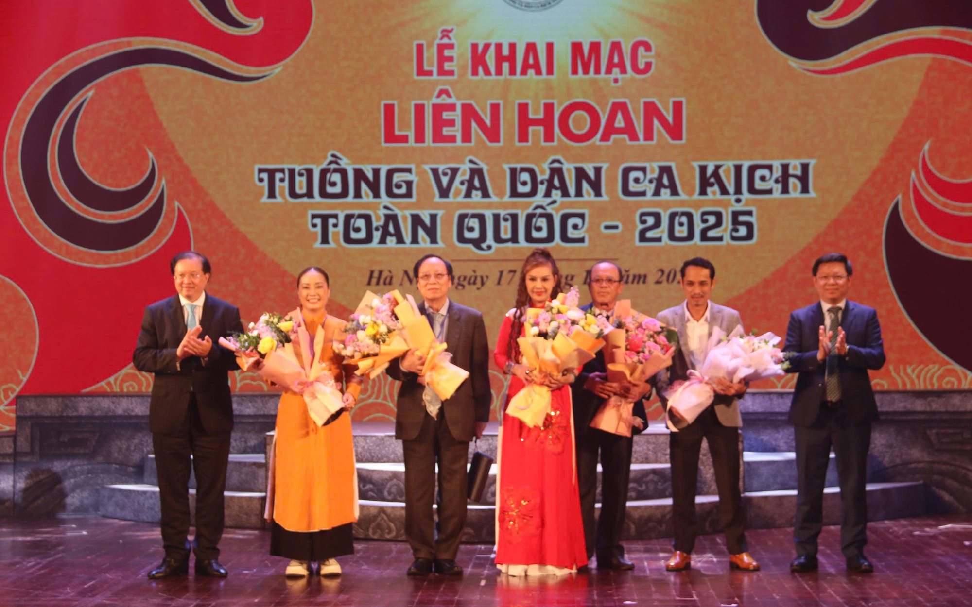 Điểm b&aacute;o hoạt động ng&agrave;nh Văn h&oacute;a, Thể thao v&agrave; Du lịch ng&agrave;y 18/11/2025