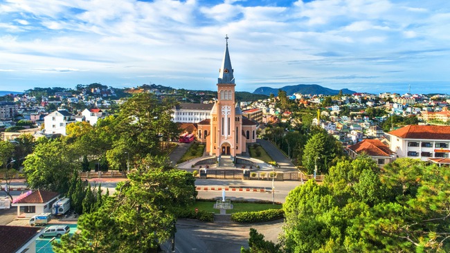 10 điểm đến tại Việt Nam là lựa chọn hàng đầu xu hướng du lịch cuối năm - Ảnh 2.