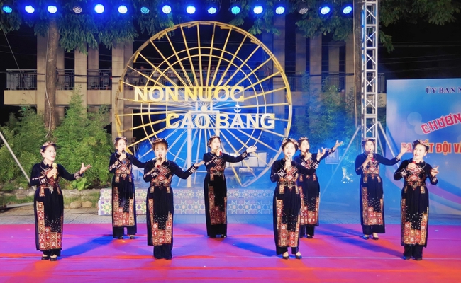 Cao Bằng: Triển khai đồng bộ Phong trào "Toàn dân đoàn kết xây dựng đời sống văn hóa" - Ảnh 1.