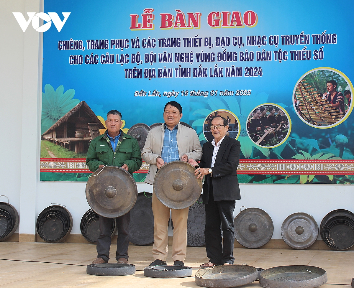Sức sống văn hóa cồng chiêng ở Đắk Lắk tiếp nối giữa nhịp sống hiện đại - Ảnh 2.