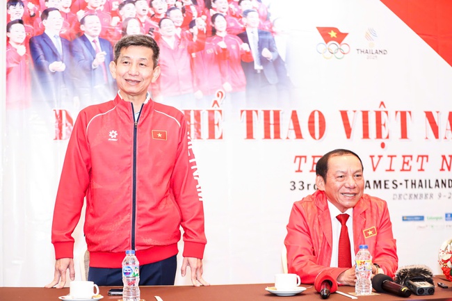 Bộ trưởng Nguyễn Văn Hùng thăm, động viên Đoàn Thể thao Việt Nam trước thềm khởi tranh SEA Games 33 - Ảnh 2.
