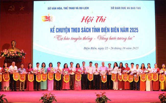 Điện Biên: Triển khai hiệu quả hoạt động văn hóa cơ sở, gia đình và thư viện - Ảnh 1.