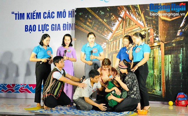 Quảng Ngãi: Nâng cao vai trò, trách nhiệm của cộng đồng, cá nhân trong công tác phòng, chống bạo lực gia đình - Ảnh 1.
