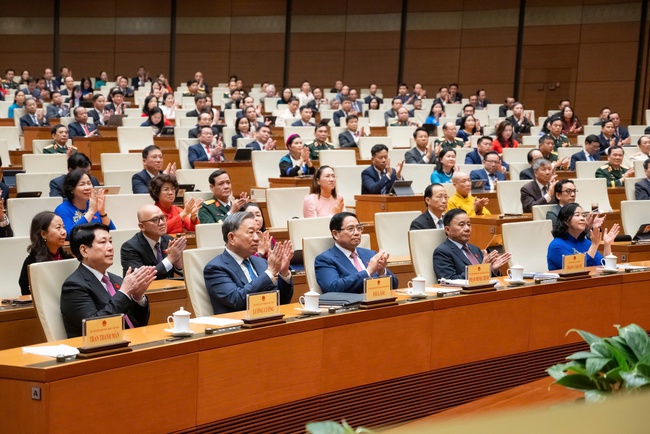 Phát triển văn hoá, con người và xã hội đạt kết quả tích cực, nhiều mặt tiến bộ - Ảnh 1.