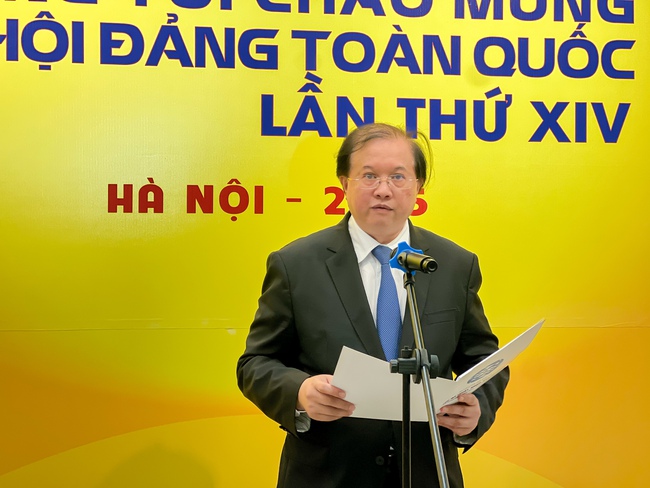 Giới thiệu 44 tác phẩm nghệ thuật sơn mài tại triển lãm chào mừng Đại hội Đảng toàn quốc lần thứ XIV - Ảnh 1.