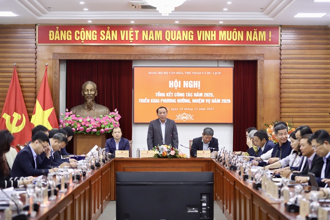 Bộ trưởng Nguyễn Văn Hùng: Mỗi cán bộ, đảng viên phải thực sự trở thành những "người gieo hạt văn hóa" - Ảnh 1.