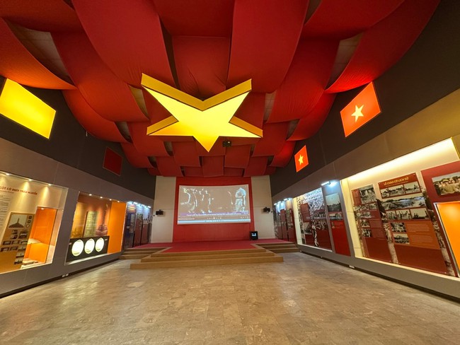 Tour "Ký ức Cột cờ" - Trải nghiệm di sản kết hợp giữa giá trị lịch sử, công nghệ số và cảm xúc - Ảnh 6.