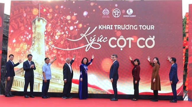 Tour "Ký ức Cột cờ" - Trải nghiệm di sản kết hợp giữa giá trị lịch sử, công nghệ số và cảm xúc - Ảnh 1.