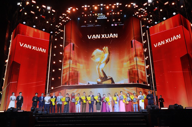 Giải thưởng Quảng cáo sáng tạo Việt Nam 2025: Vạn Xuân Awards 2025 vinh danh 63 ý tưởng sáng tạo xuất sắc - Ảnh 14.