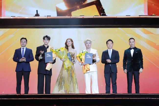 Giải thưởng Quảng cáo sáng tạo Việt Nam 2025: Vạn Xuân Awards 2025 vinh danh 63 ý tưởng sáng tạo xuất sắc - Ảnh 11.