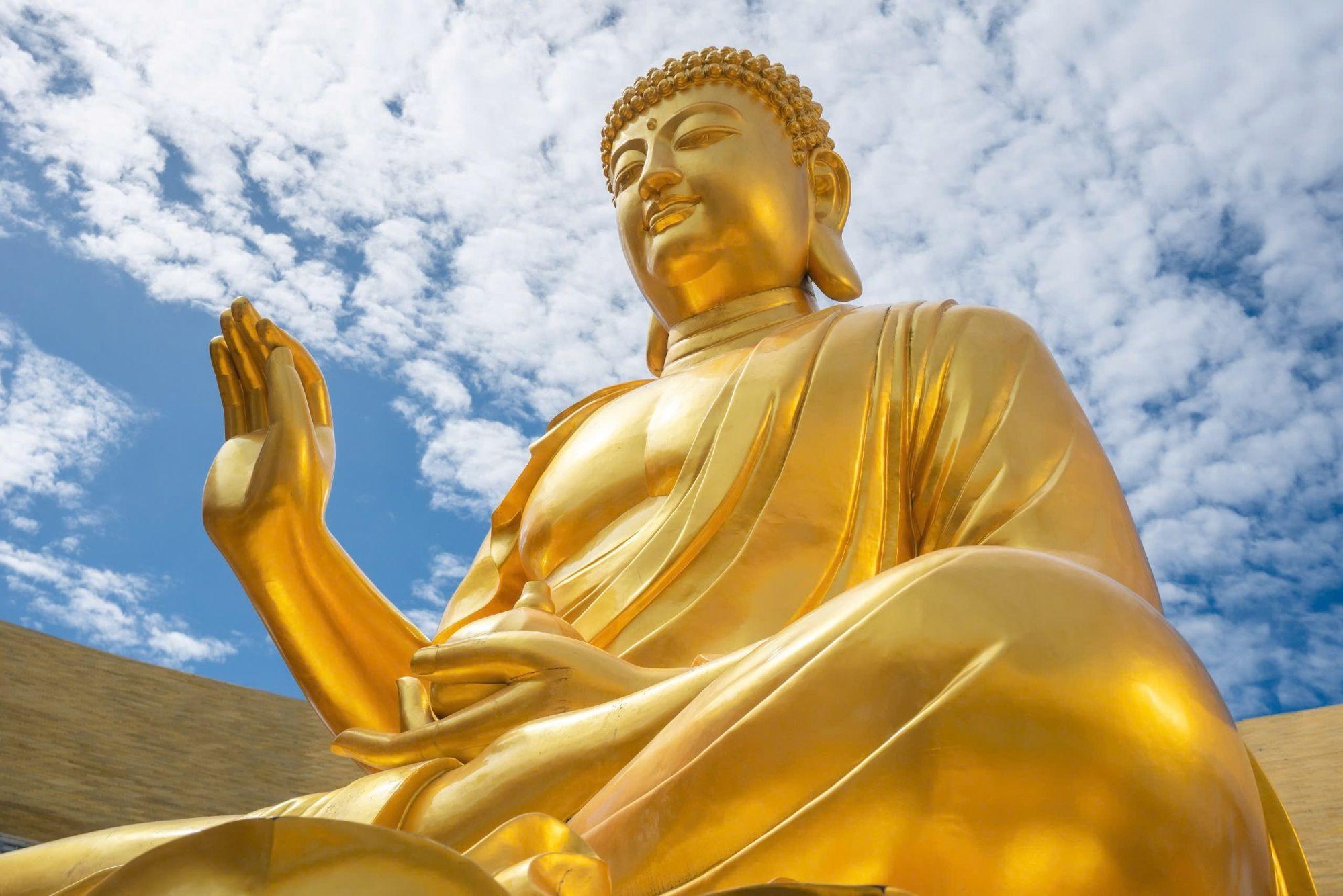 Từ truyền thuyết “cơn mưa vàng” đến tượng Phật Câu Na Hàm Mâu Ni trên núi Bà Đen - Ảnh 3.