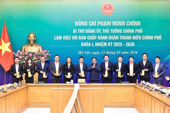 Thủ tướng Phạm Minh Chính làm việc với Ban Chấp hành Đoàn Thanh niên Chính phủ - Ảnh 4.