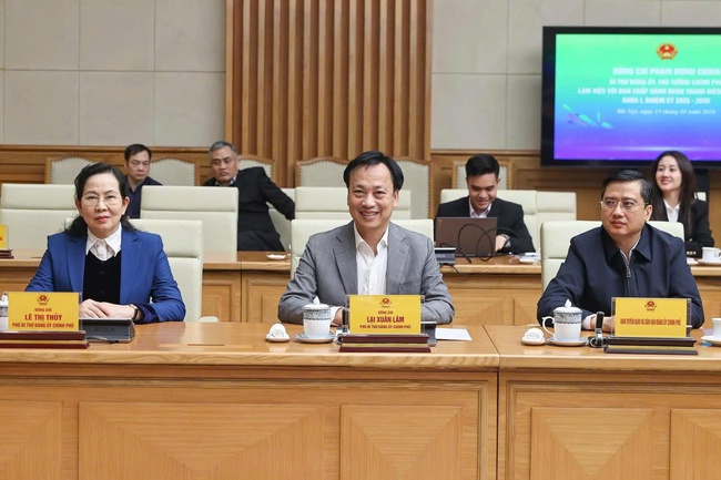 Thủ tướng Phạm Minh Chính làm việc với Ban Chấp hành Đoàn Thanh niên Chính phủ - Ảnh 2.