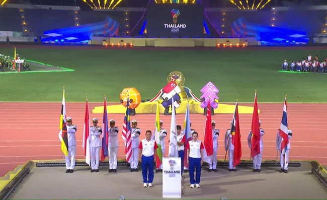 Khai mạc ASEAN Para Games 13: Lan tỏa tinh thần “Cùng nhau tạo nên niềm tự hào” - Ảnh 3.