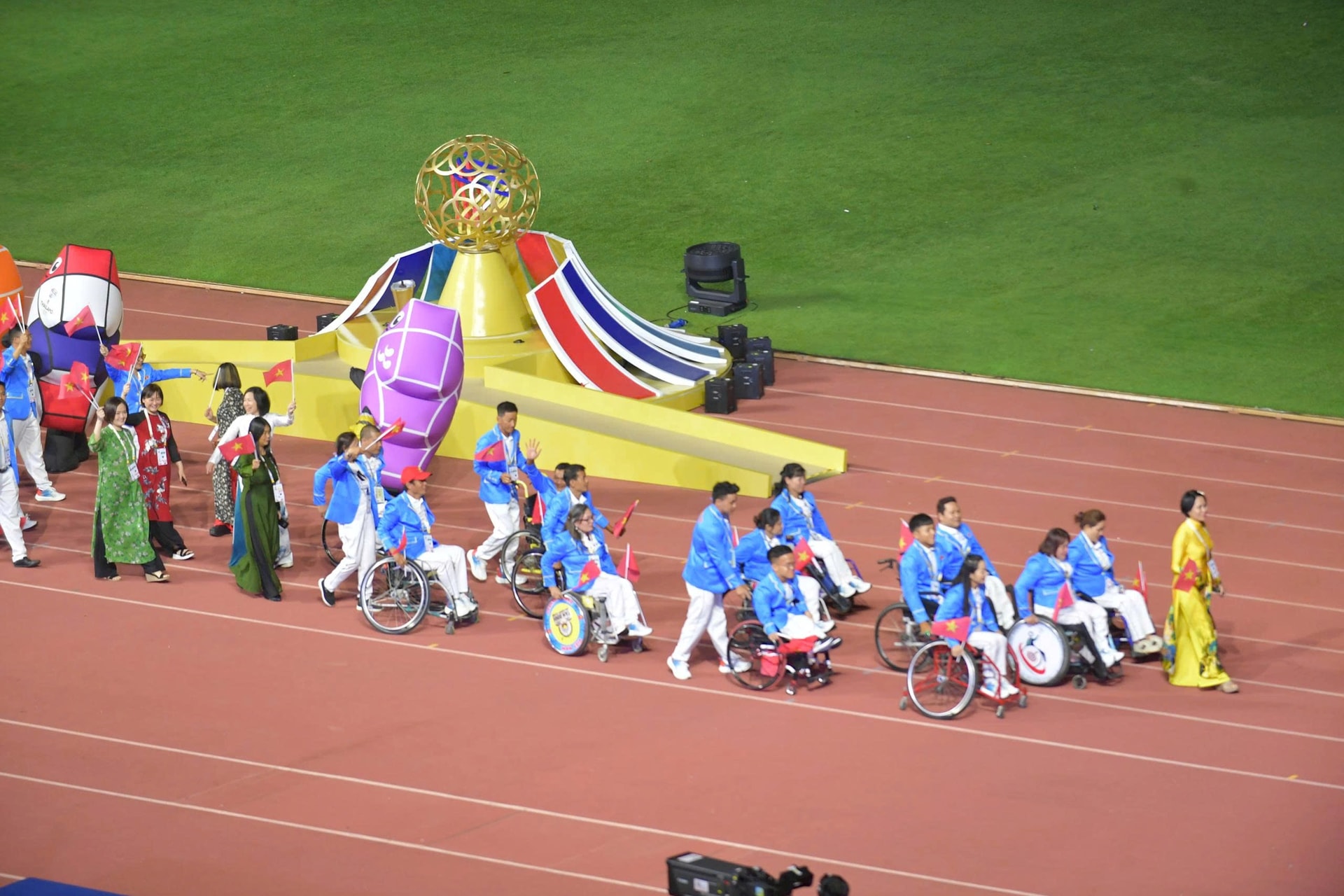 ASEAN Para Games 13: Việt Nam tranh tài ở 8 môn trong ngày thi đấu đầu tiên - Ảnh 1.