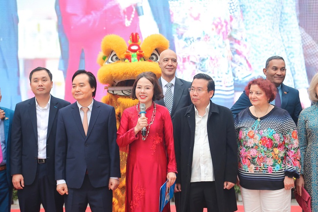 Lan tỏa giá trị Tết cổ truyền trong học đường  - Ảnh 1.