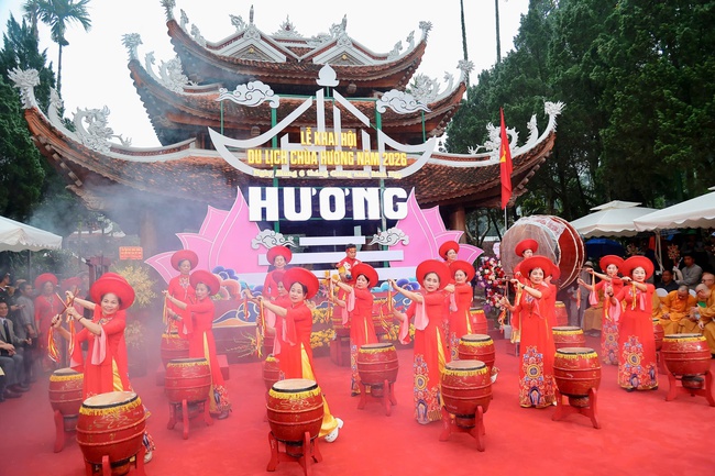 Chính thức khai hội Chùa Hương năm 2026 - Ảnh 1.