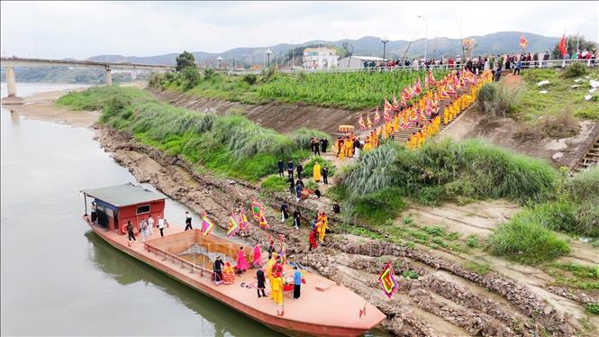 Lào Cai: Bảo tồn và phát huy các lễ hội truyền thống - Ảnh 3.