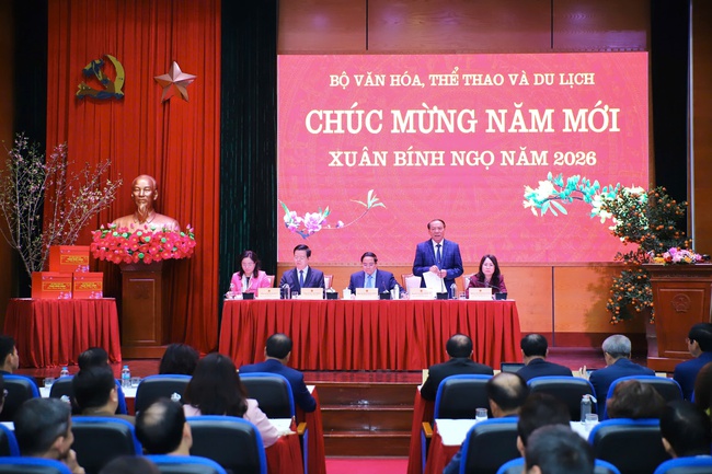 Thủ tướng nêu 5 điểm sáng và giao 9 nhiệm vụ trọng tâm cho ngành Văn hóa, Thể thao và Du lịch - Ảnh 5.